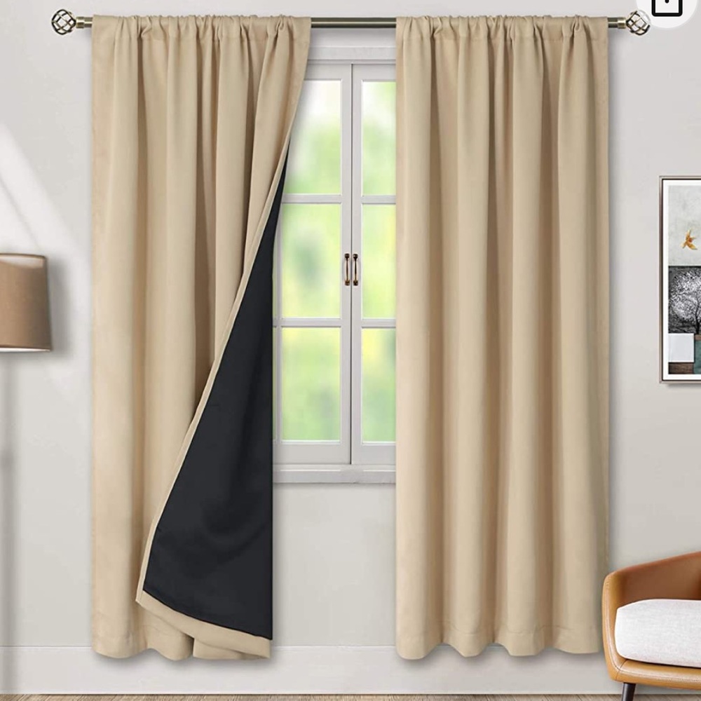 Thermal insulated black out curtains